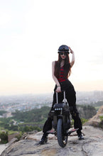 Load image into Gallery viewer, Master Pro 22 inches , 134.4V , 4500W , 4800 wh , BEGODE , bluechipeuc.com , Electric Uni Cycle's , 2022 ,