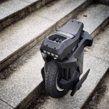 Load image into Gallery viewer, T4 2500W motor, 1800wh Battery ,100.8V , Begode Electric Uni Cycle ,